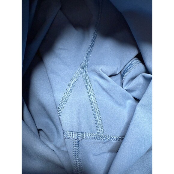 Women’s XS Everlane Perform Short Atlantic Blue 3” Inseam - Picture 5 of 6